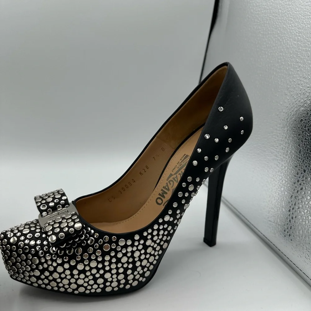 Black pump - Picture 6 of 9